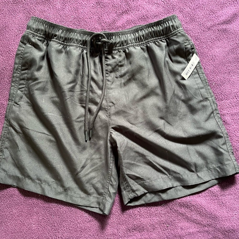 Men’s swim trunks